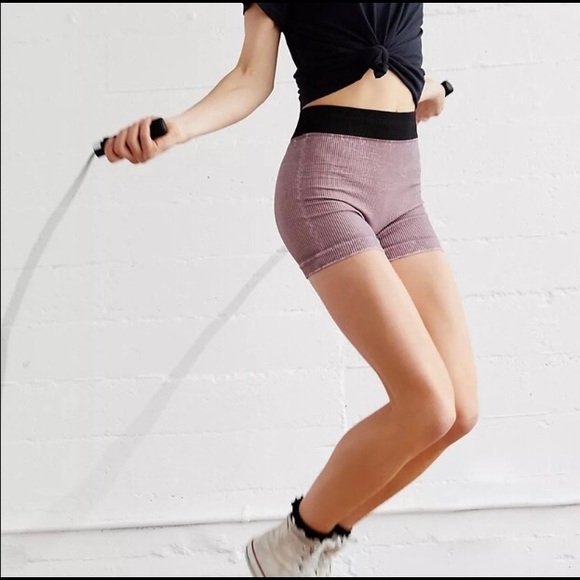 Soft tight fit Pragna style exercise biker fitness short by Free People - NWOT - Picture 4 of 4